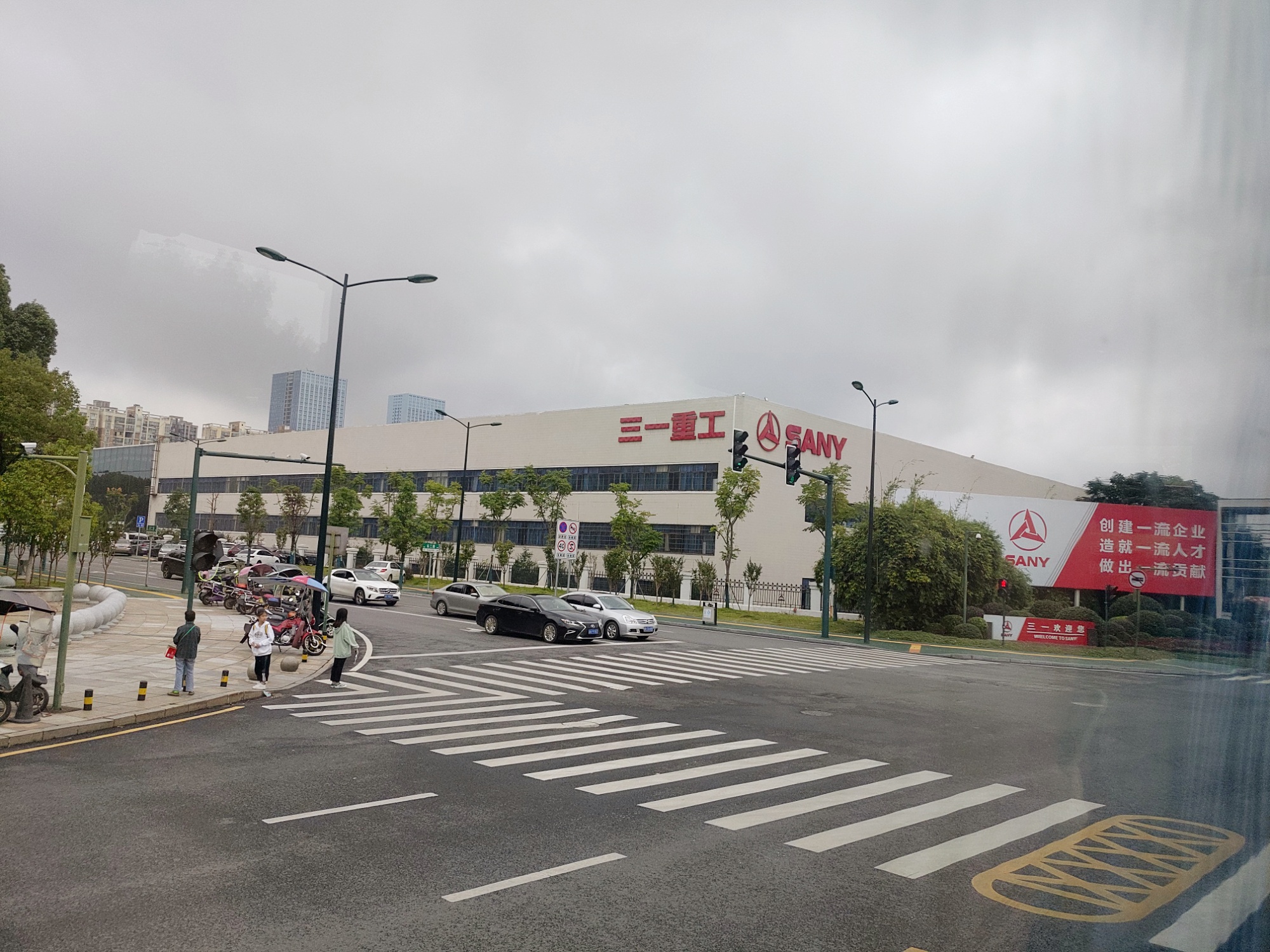 厂房|【中部崛起势正劲：湖南篇】三一集团“18号厂房”，为何被业界称为“最聪明的厂房”？