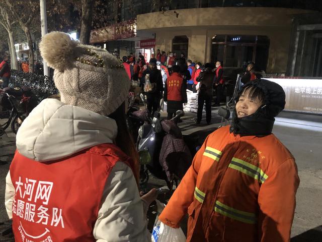 腊八一份爱心粥 温暖冬日里的郑州