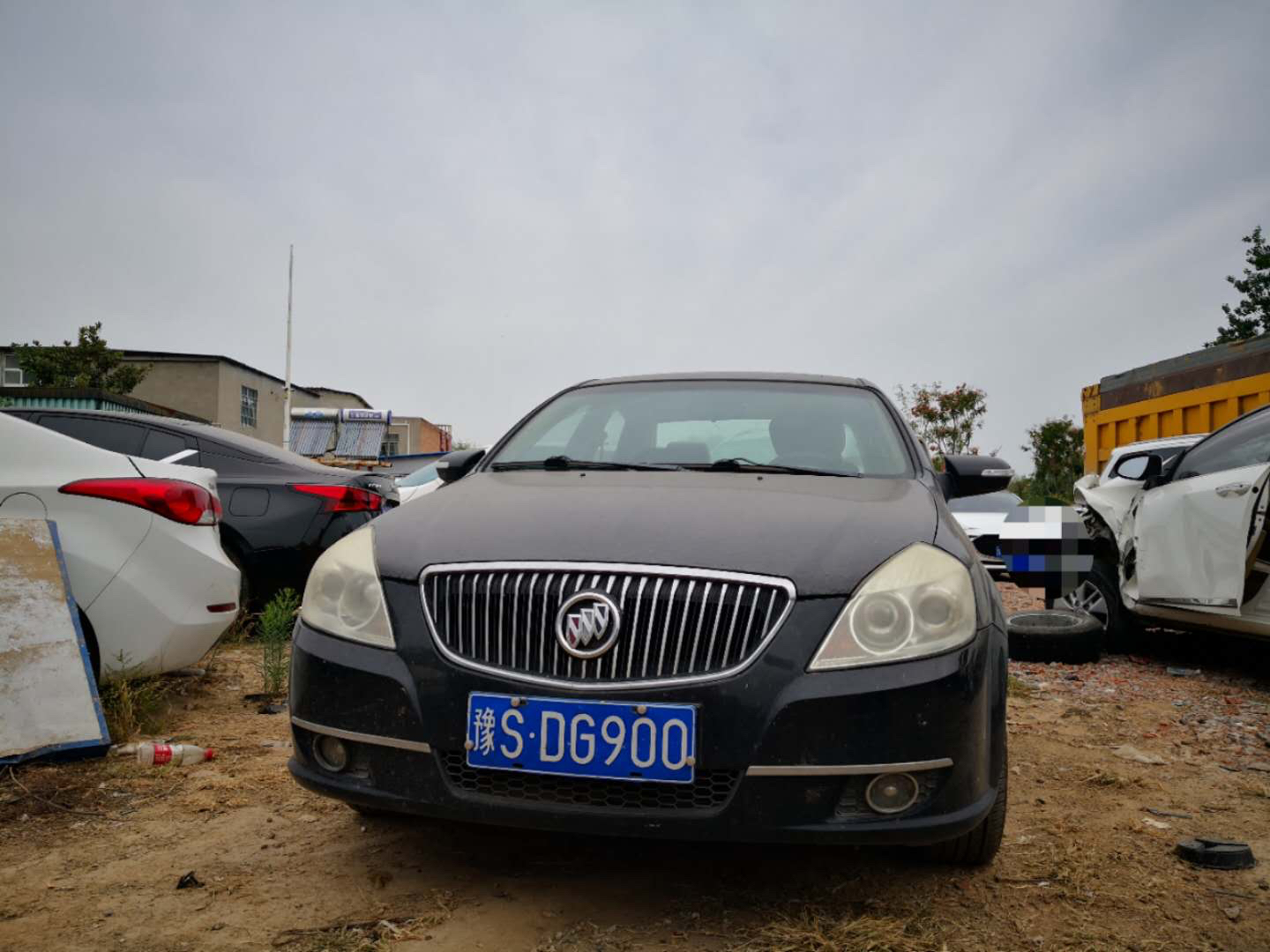 交通|车逾期3年未审、交通违法100多条、司机驾照被暂扣……照样开车，这是真的吗?