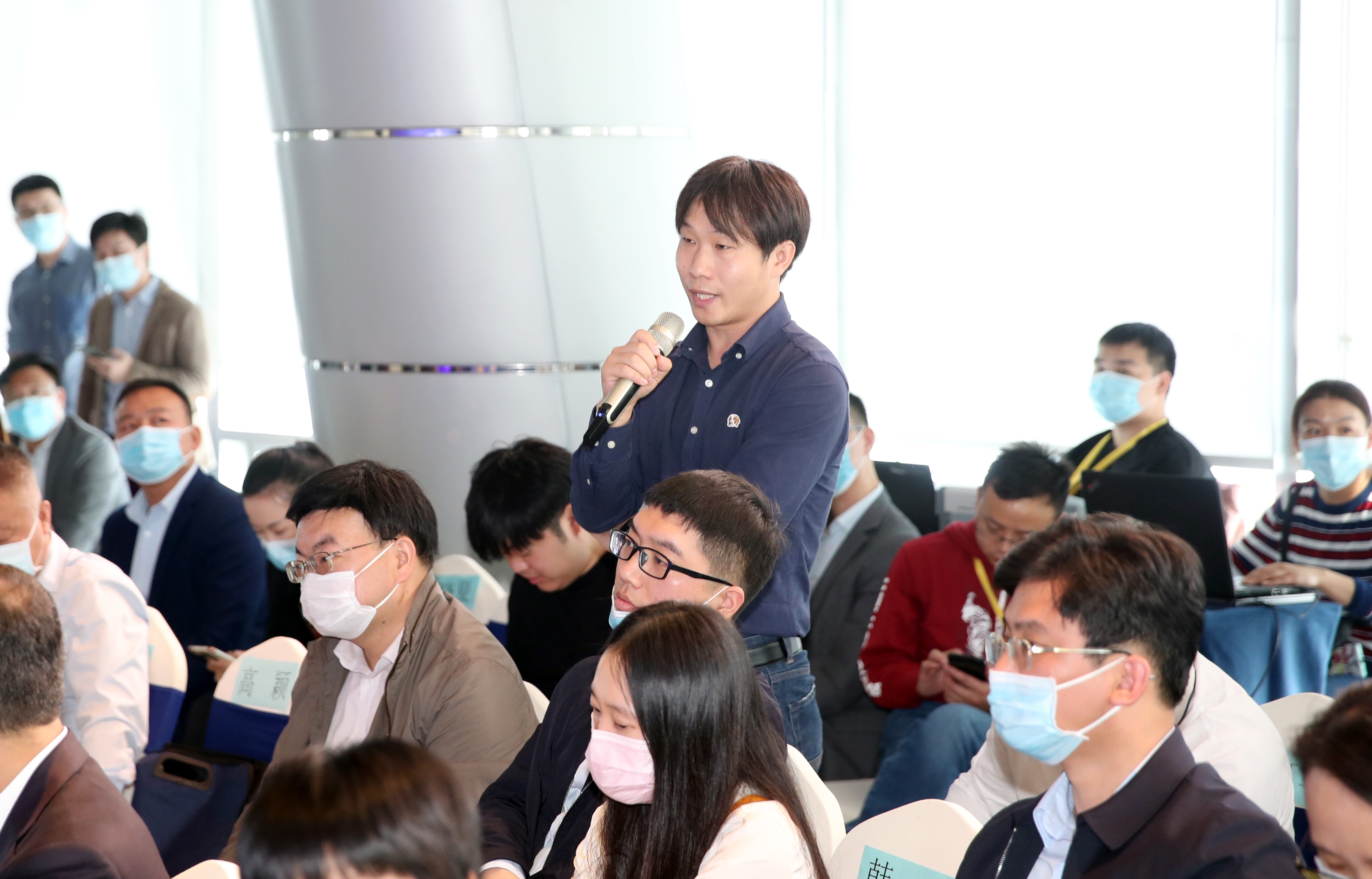 |首期产品体验官谈顶端初印象：配色瞬间喜欢上了