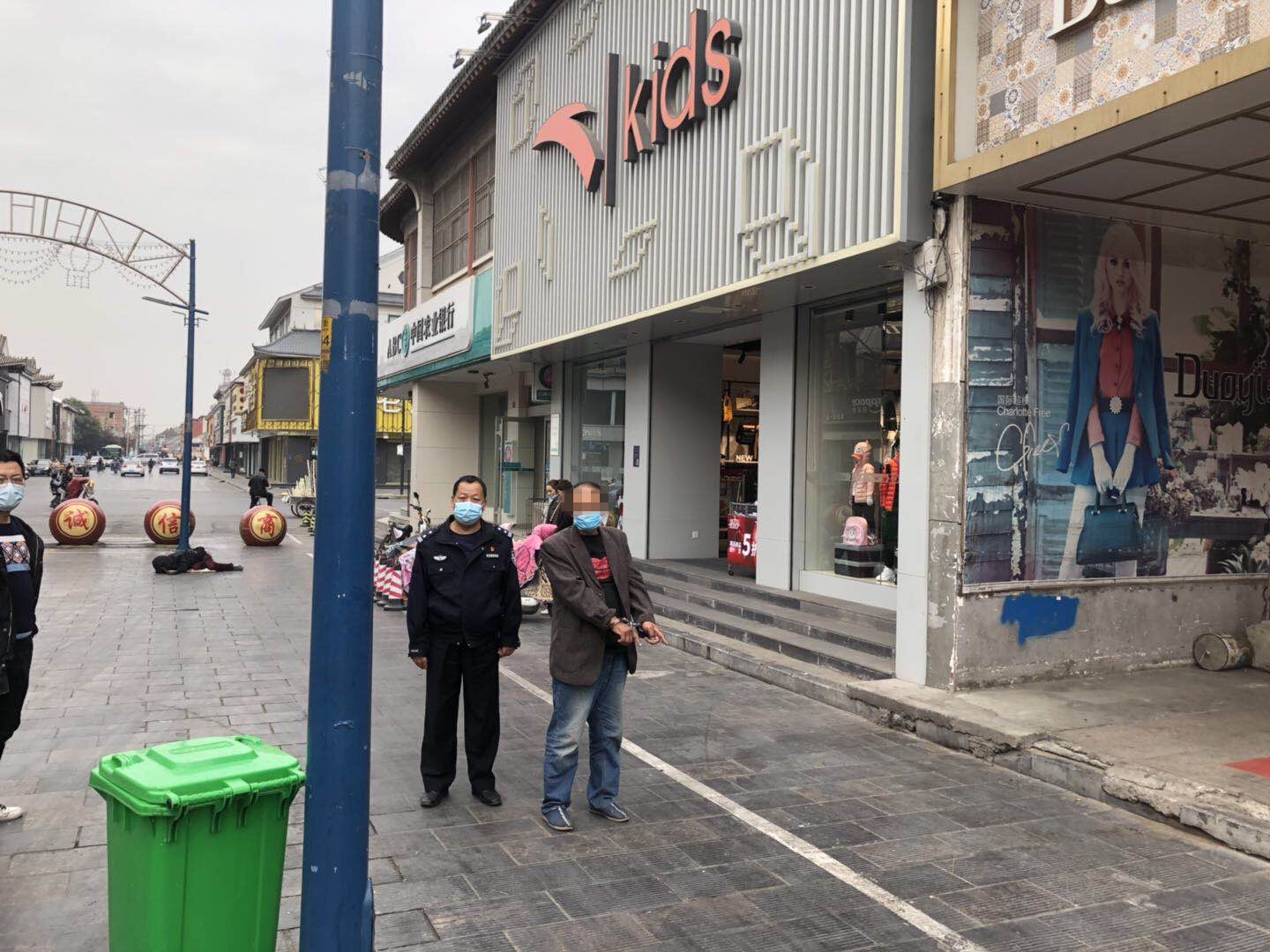 |每月有3000元的退休金还多次盗窃，安阳这为老人为啥？