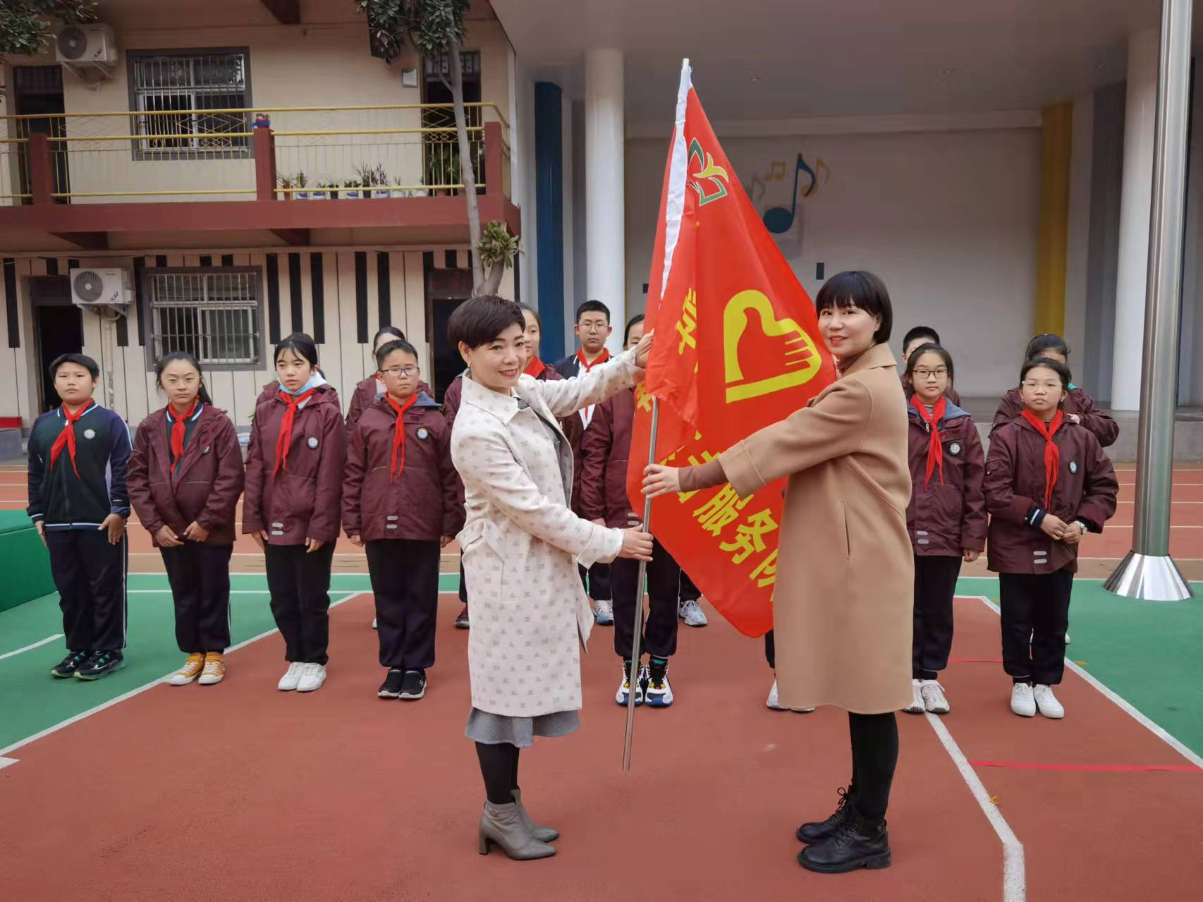 郑州东关小学图片