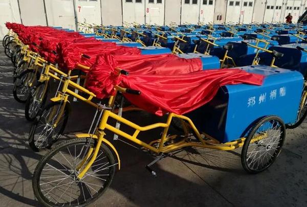 郑州援疆工作队向伊州区捐赠百辆环卫车