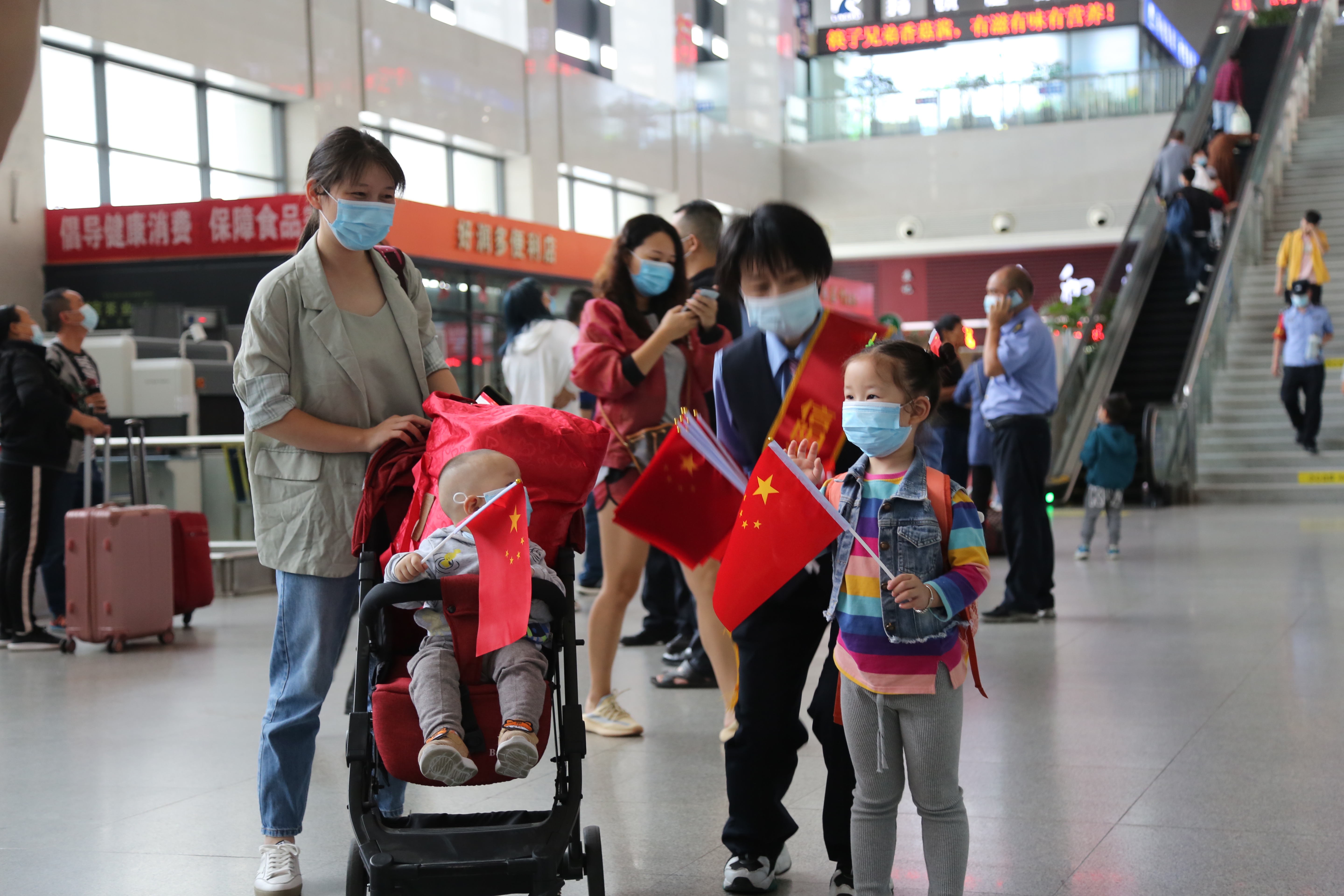 信阳|信阳至杭州高铁今日首发 连接3座省会城市