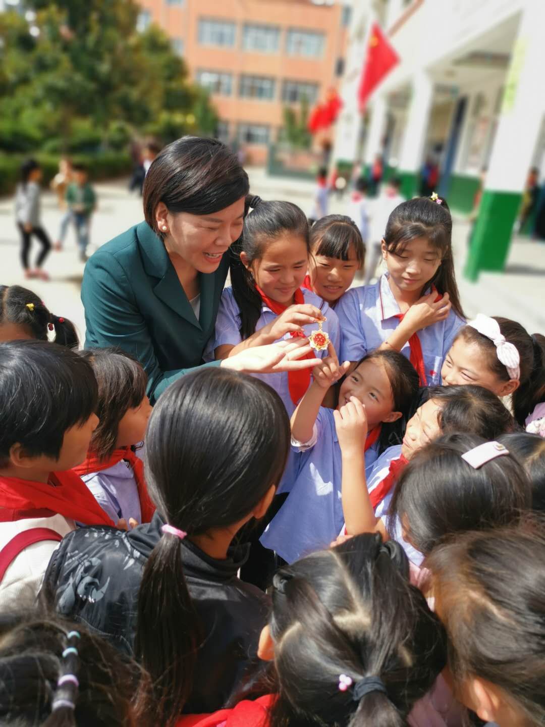 全国人大代表李灵立足乡村教育把目光瞄向粮食安全和乡村振兴