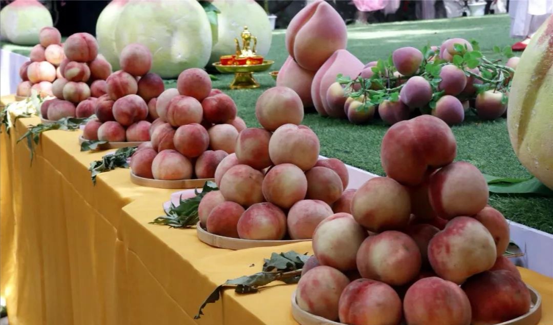 洛阳花果山国家森林公园首届蟠桃会启幕