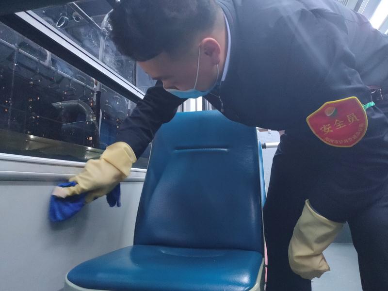 ：高三复学郑州公交都有哪些措施应对？实用不？