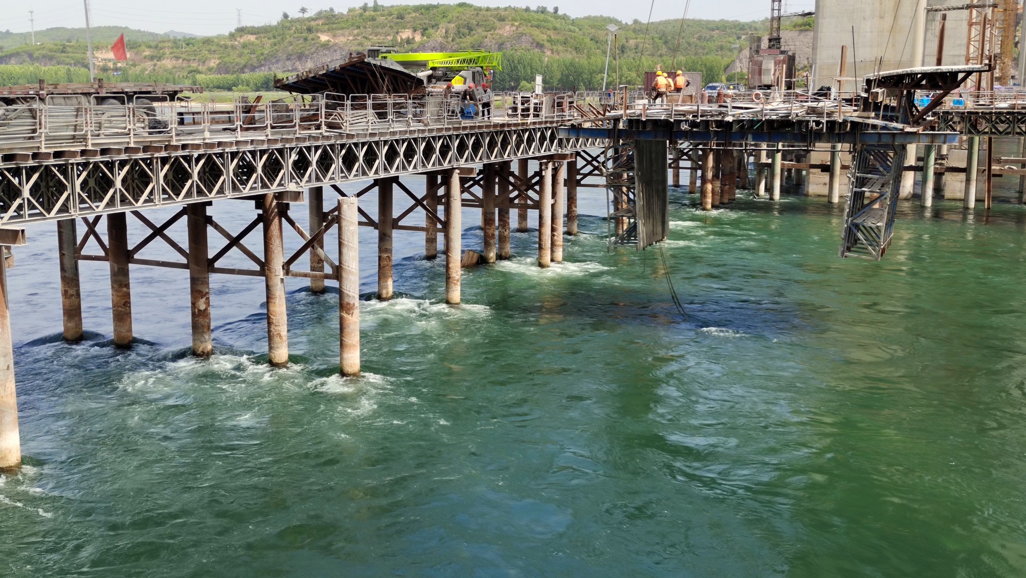 关注丨小浪底水域发生翻船事故,失踪两人仍在搜救中-大河新闻