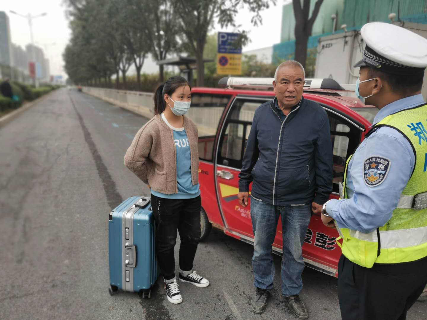 |双节期间，郑州交警队持续开展重点车辆违法整治