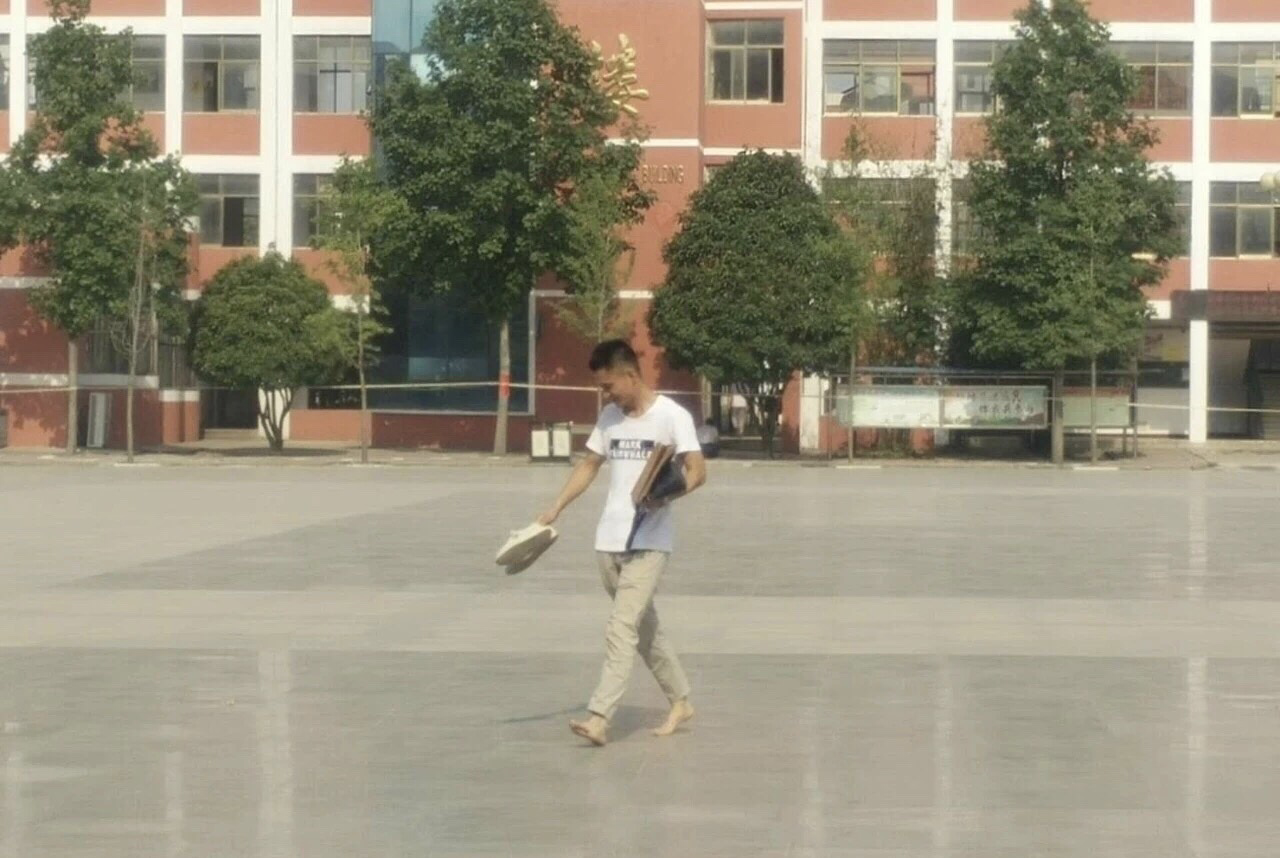 \