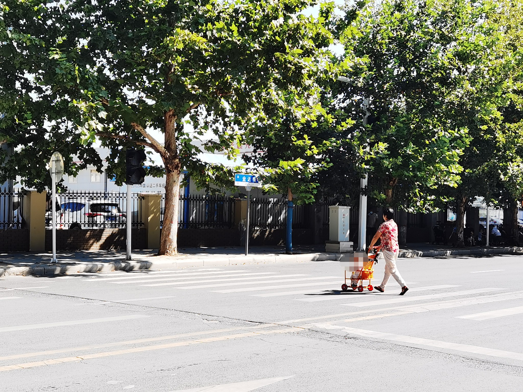 红绿灯|追踪丨郑州英才街几个路口的红绿灯是否已恢复正常？