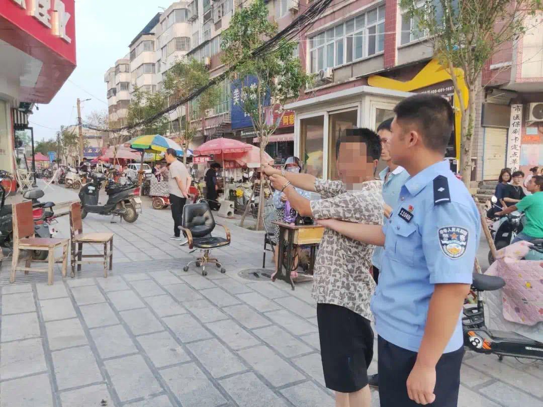 法制|开封警方4天破获持刀抢劫案 一嫌犯落入法网