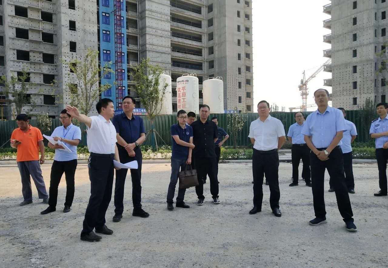 交通|追踪丨“货车围城”引重视 ，平原示范区管委会一二把手现场办公研究解决对策