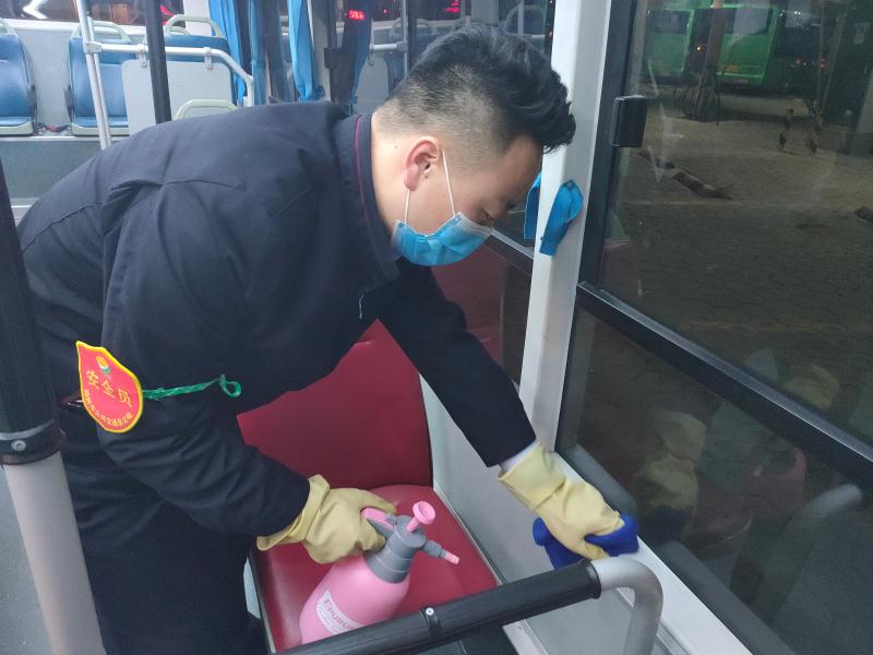 ：高三复学郑州公交都有哪些措施应对？实用不？