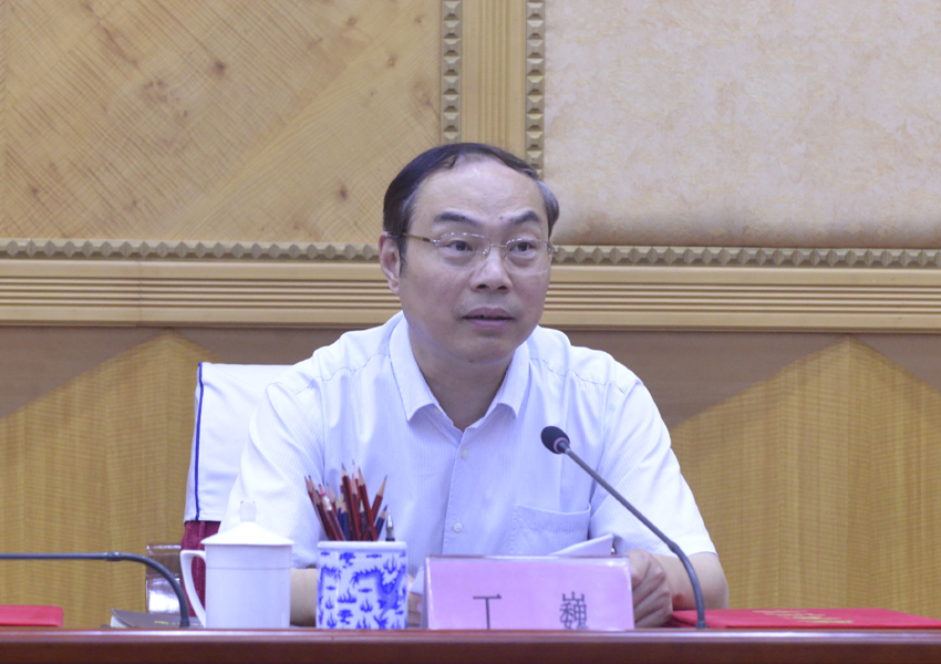 河南省人大机关召开迎“七一”表彰大会