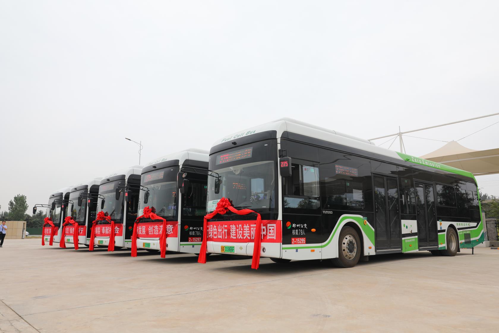 交通|“双城”团圆不是事儿 一辆巴士可穿城