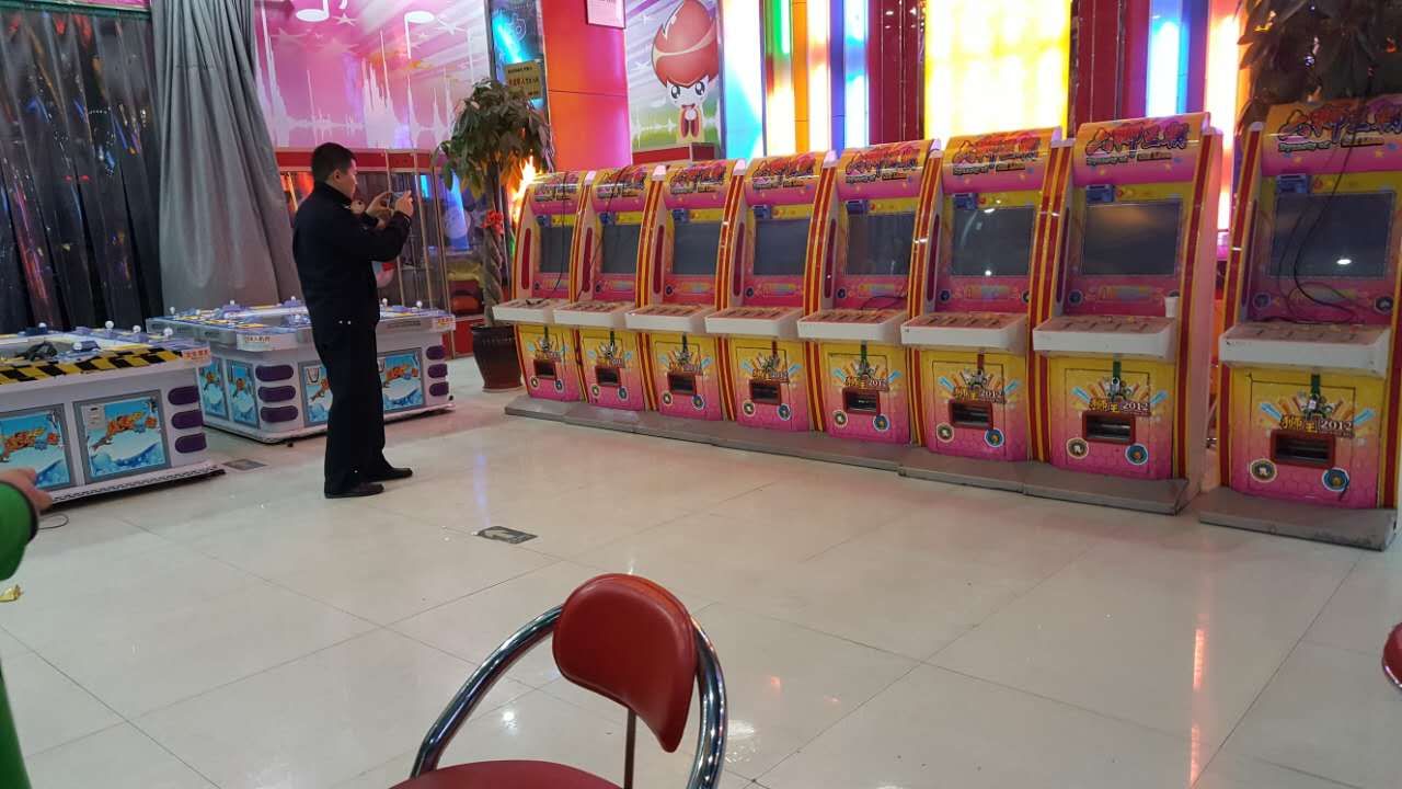 郑州警方开展冬季扫黄打赌专项行动 举报最高