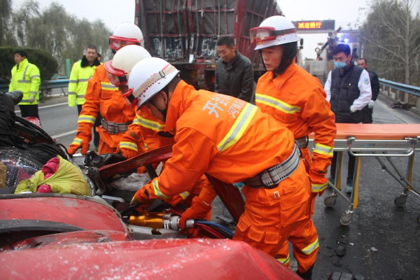 |兰考消防获“国家级”荣誉，新队员第一件事是瞻仰焦裕禄纪念馆