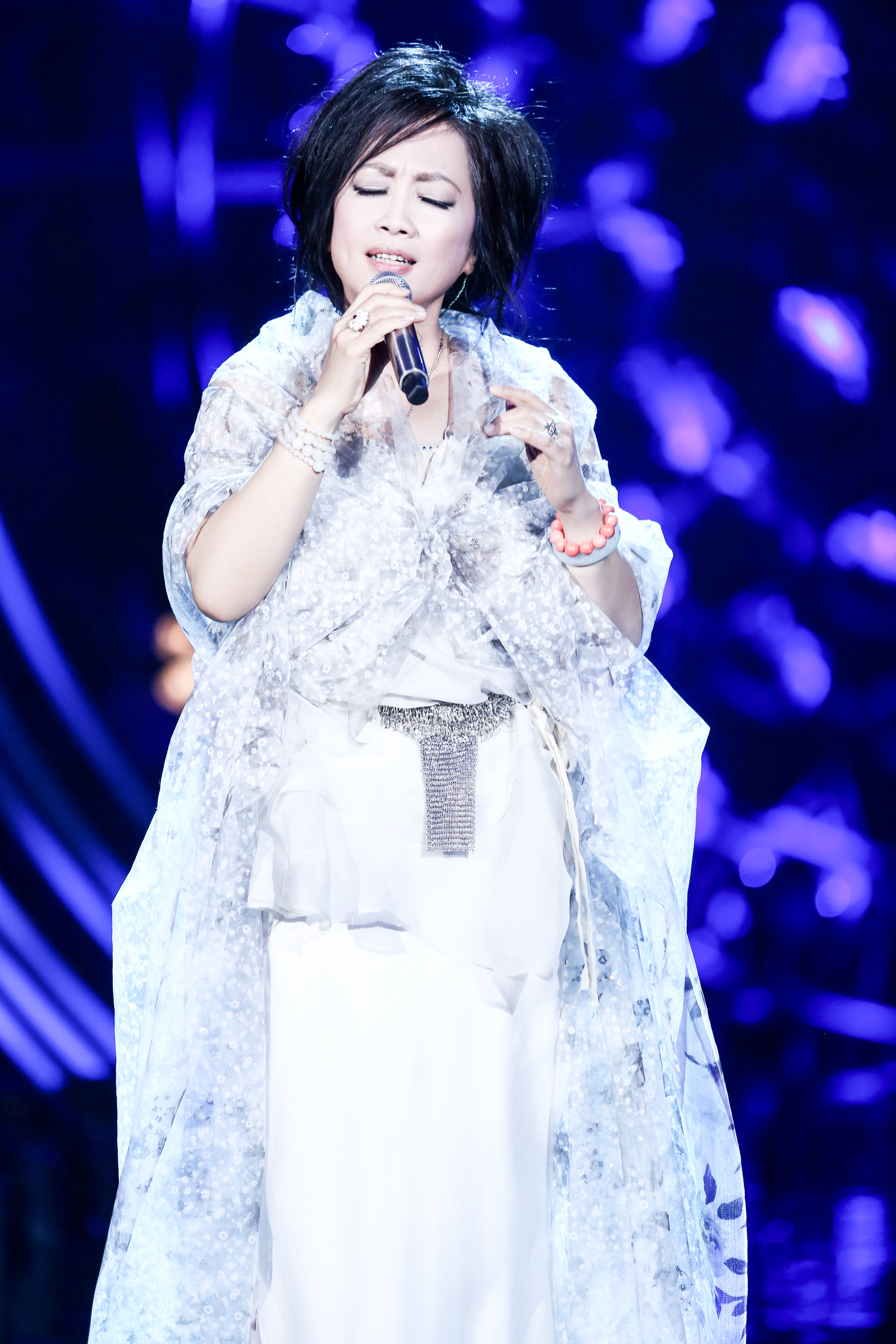 歌手2019齐豫谈及三毛愧疚落泪唱今世杜鹃啼血