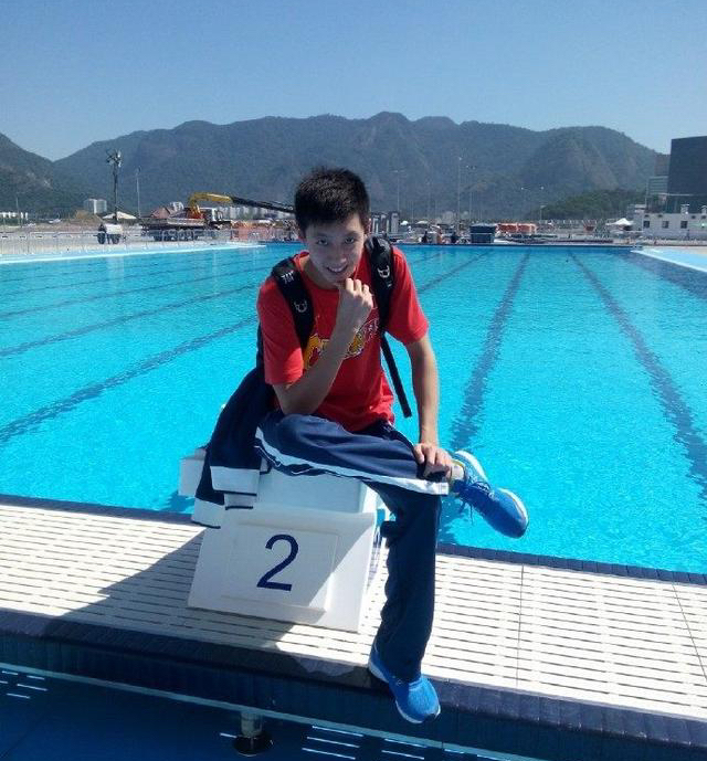 由于缺少了宁泽涛,河南队里目前最大的明星当属21岁的全国冠军侯钰杰.