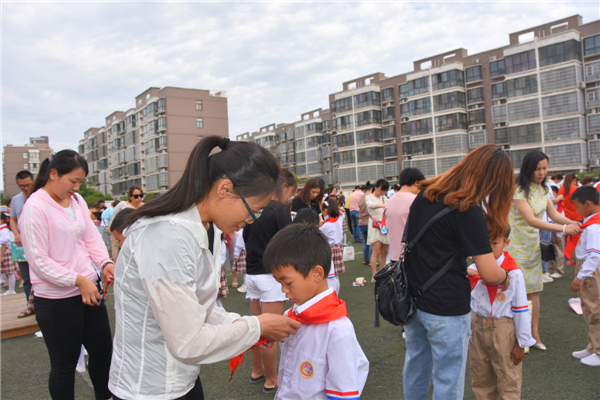 上街区金华小学图片