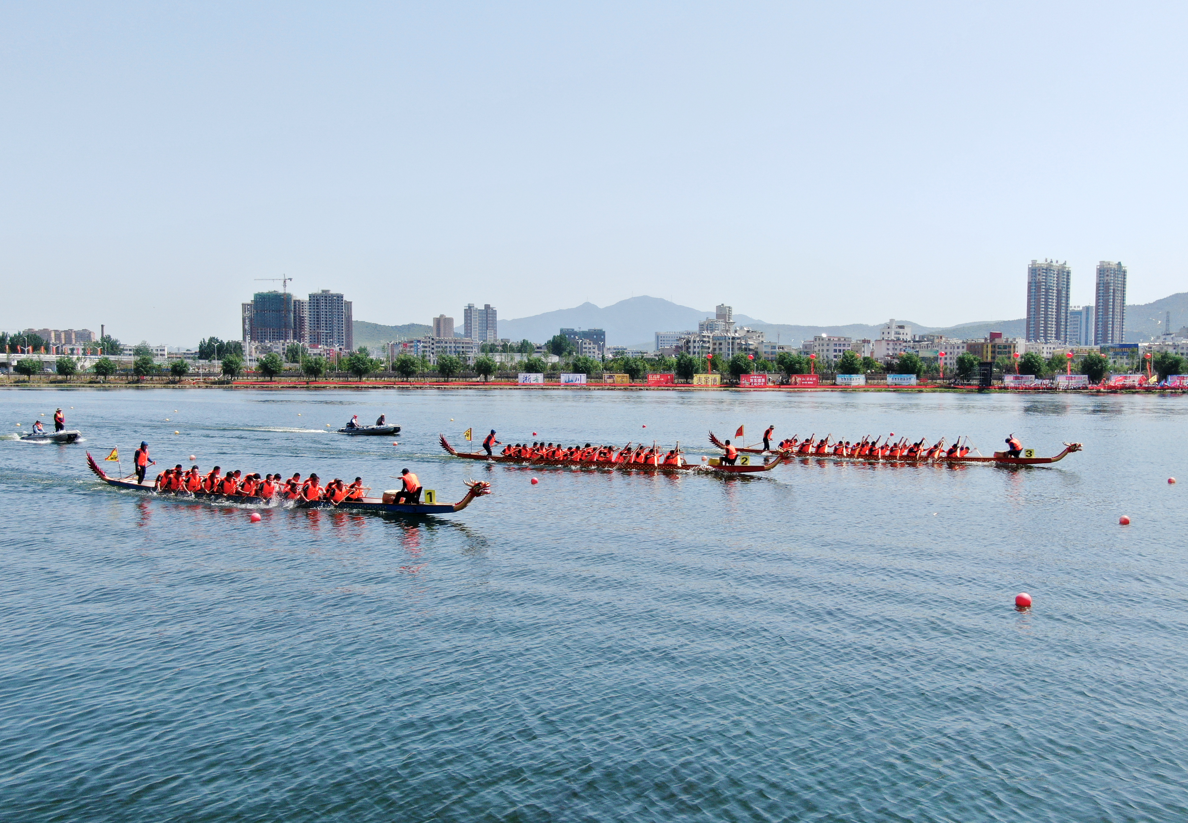 震撼多图淅川灌河龙舟竞渡