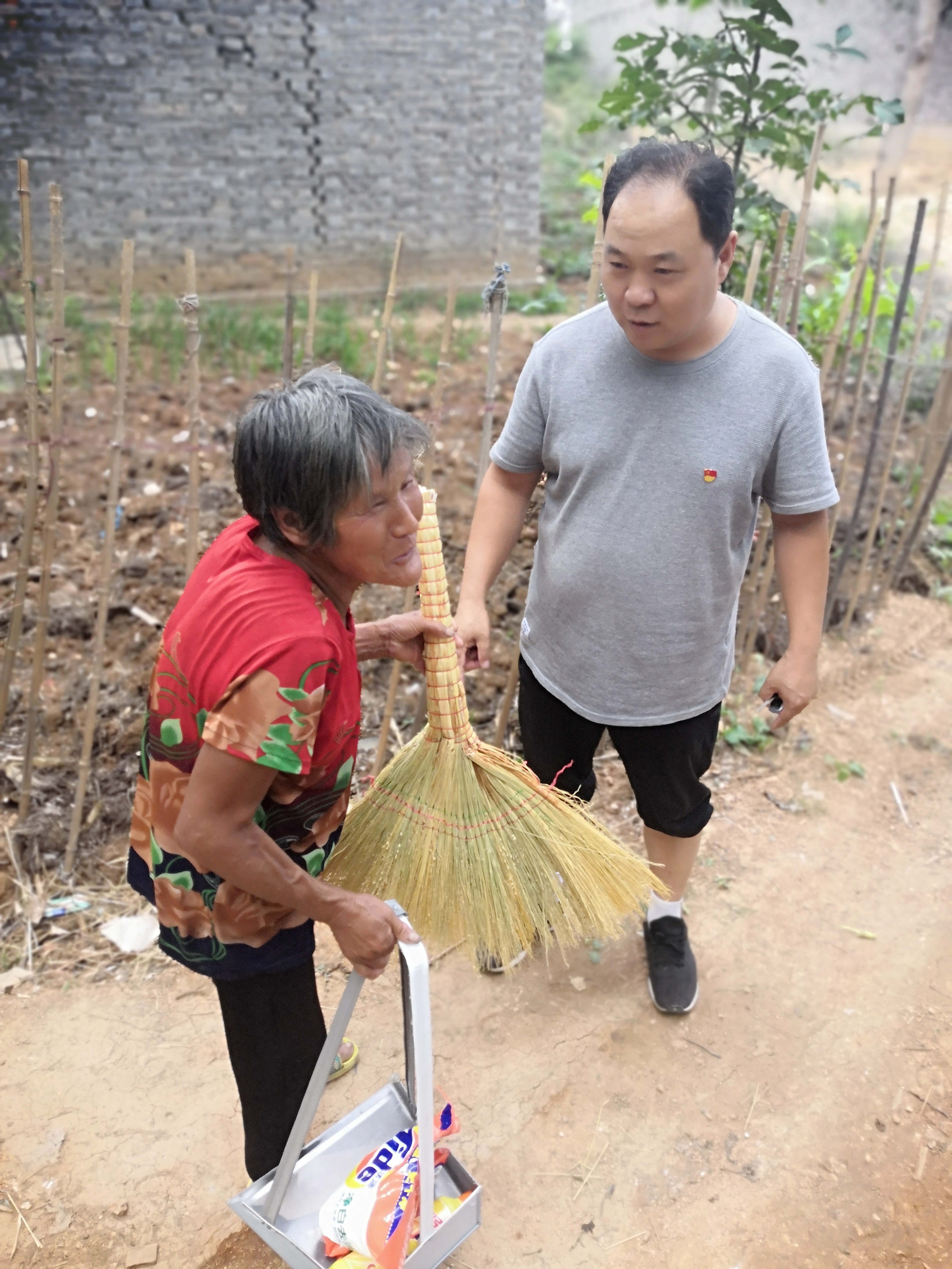 驻村第一书记李少强:决胜脱贫不松劲