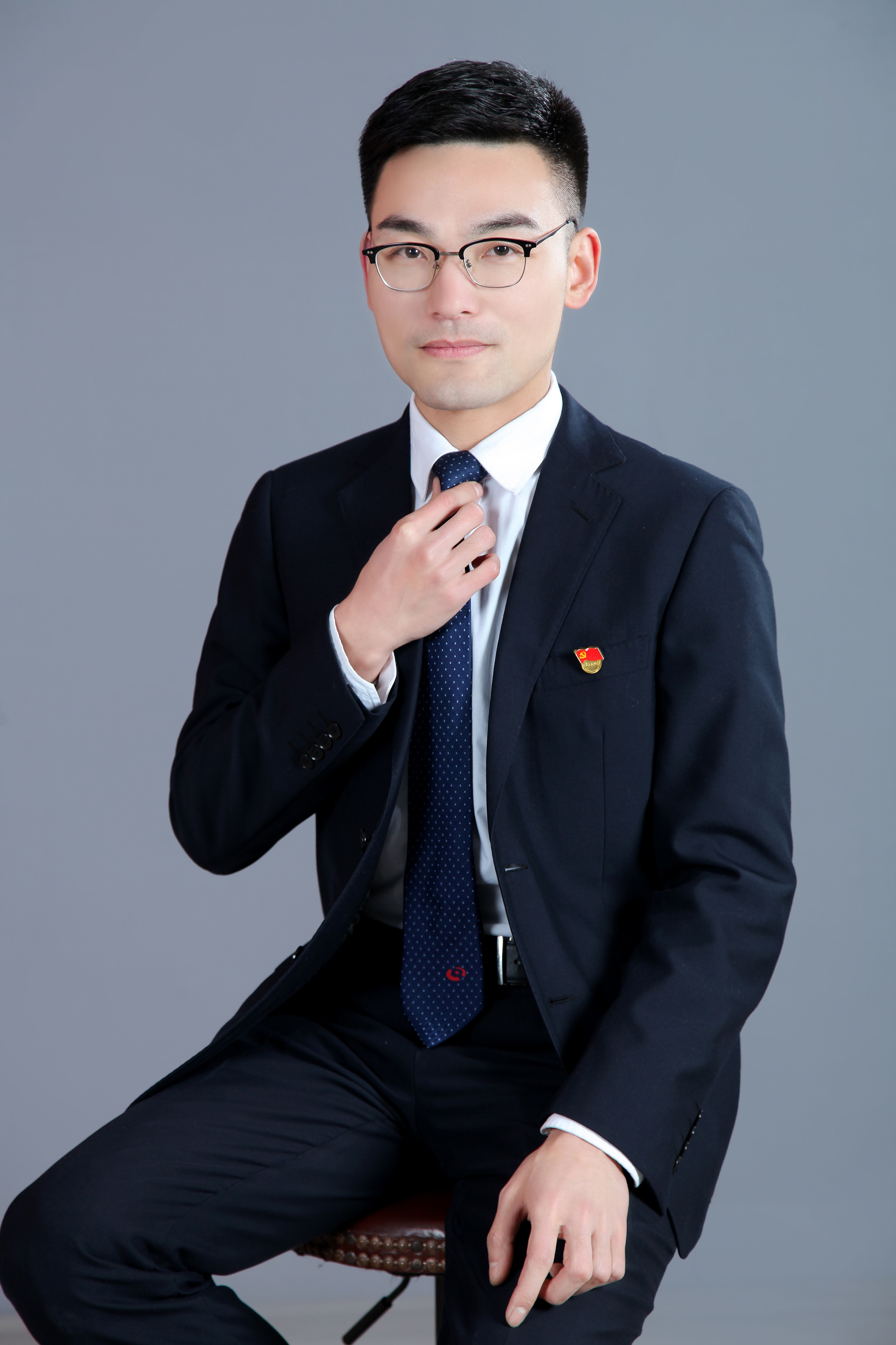 争创双一流出彩农信人邓州农商银行刘光琛践行三真文化点亮精彩人生