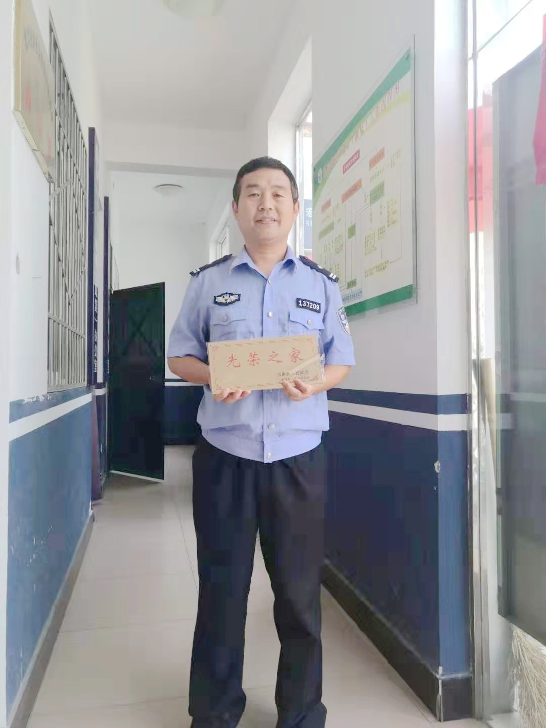 视频从高叔叔到高爸爸焦作片警高全军的大爱之路