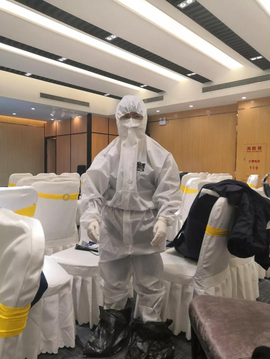 抗疫日记:患者对医护说"我配合治疗,我们都早日回家"