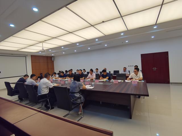 省住建厅调研荥阳工程建设项目审批制度改革提升工作