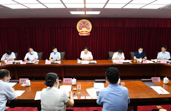 河南省人大常委会举行《河南省警务辅助人员条例（草案）》征求意见座谈会