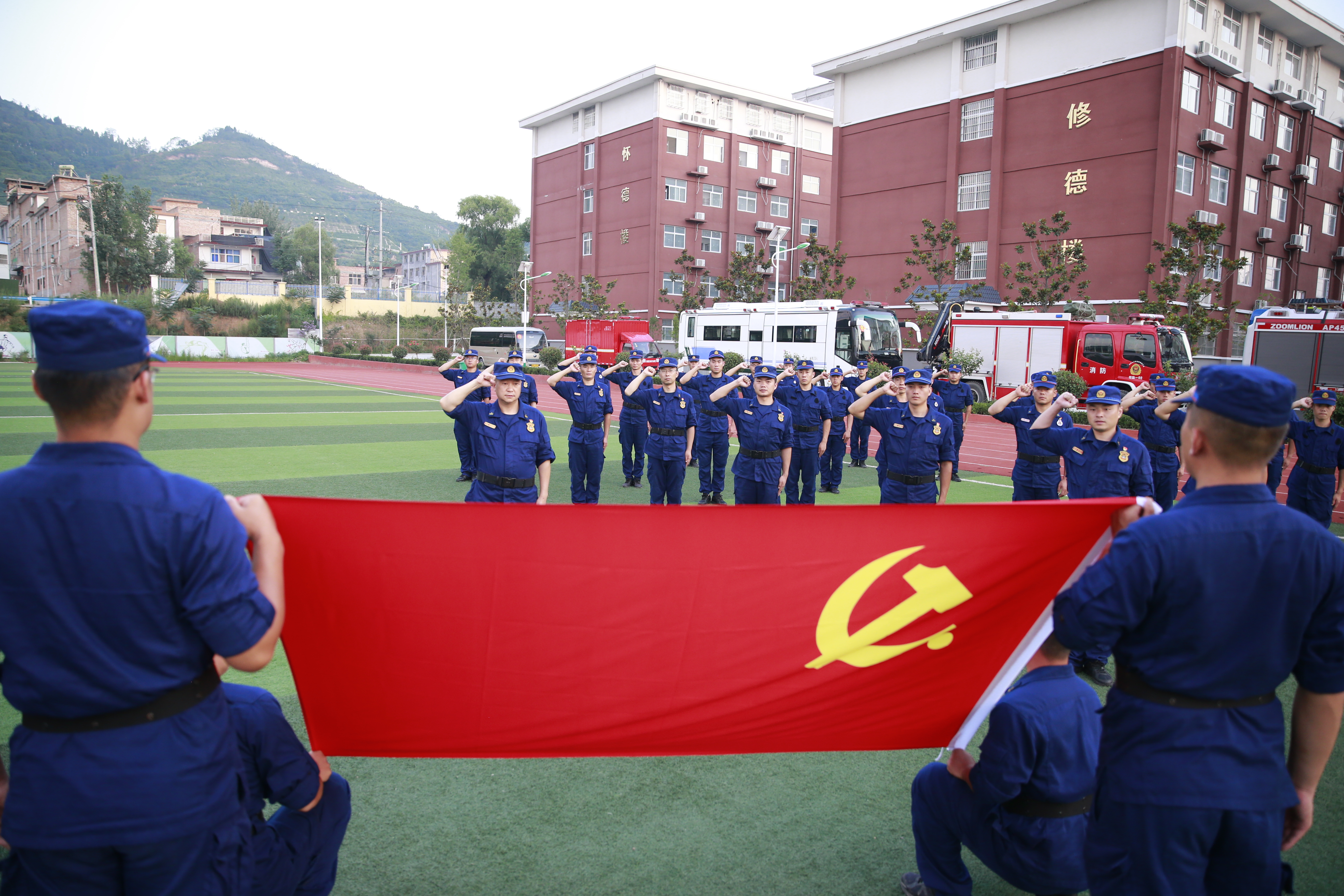 抗洪抢险|请求到防汛一线！三门峡50名消防员签名宣誓