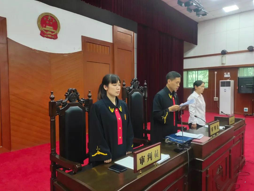 骨折|卢氏一13岁女孩网红桥上受伤骨折，法院这样判决……