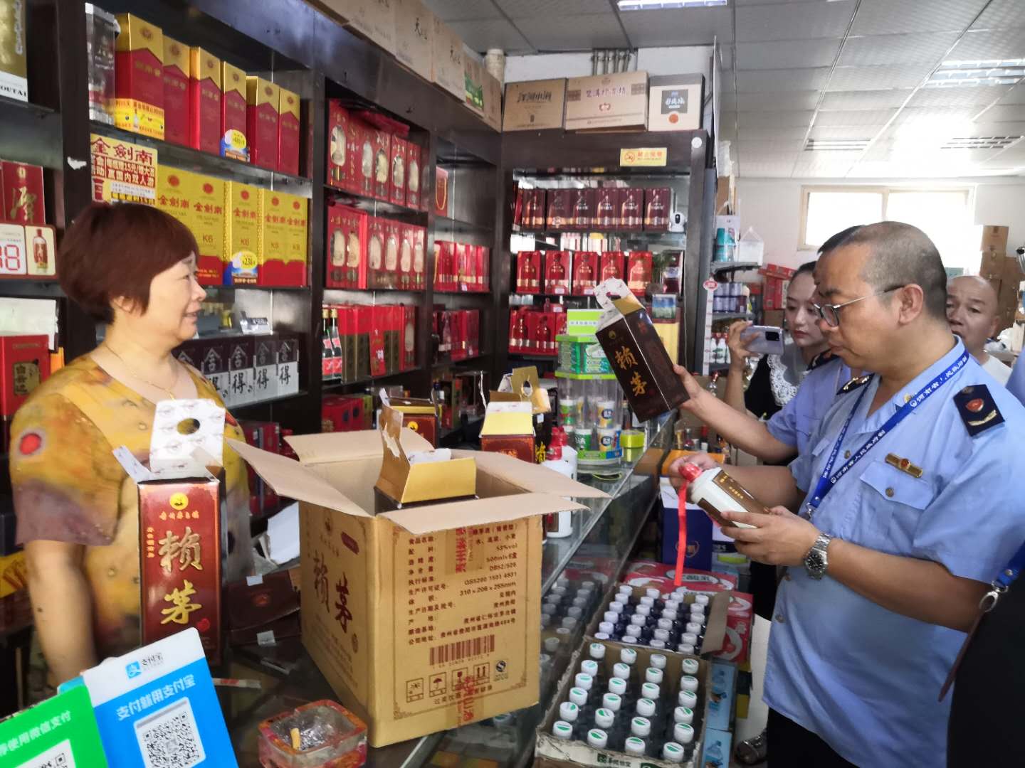 电子烟|电子烟市场乱象多？郑州惠济区开展专项检查