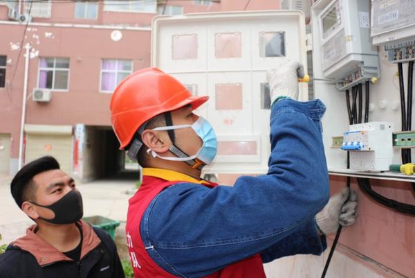 河南省电力公司加快推进全省老旧小区电力设施改造