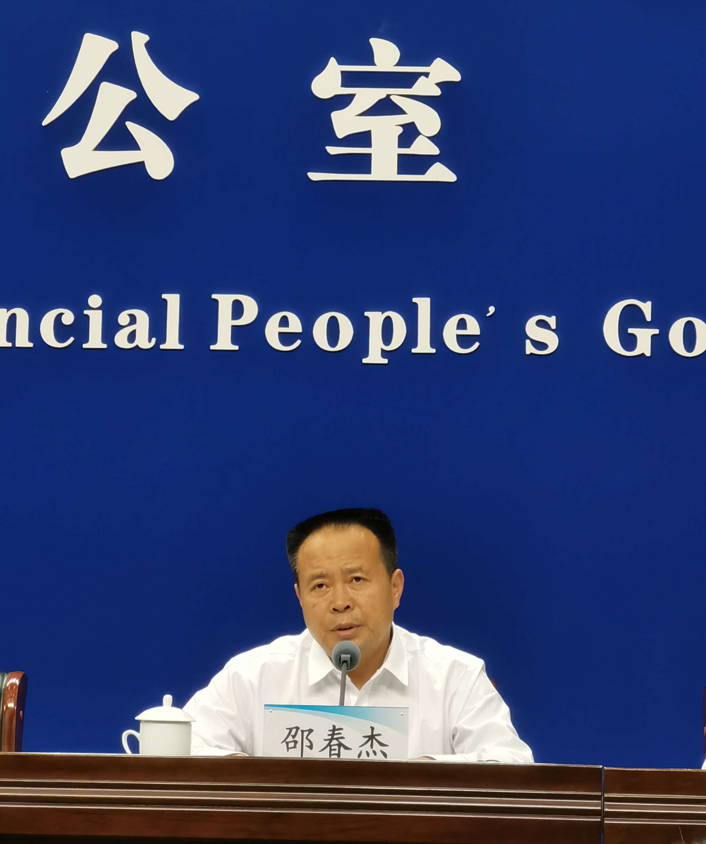 信阳|后疫情时代怎样“保就业”?看信阳“暖措施”畅通返岗就业路！