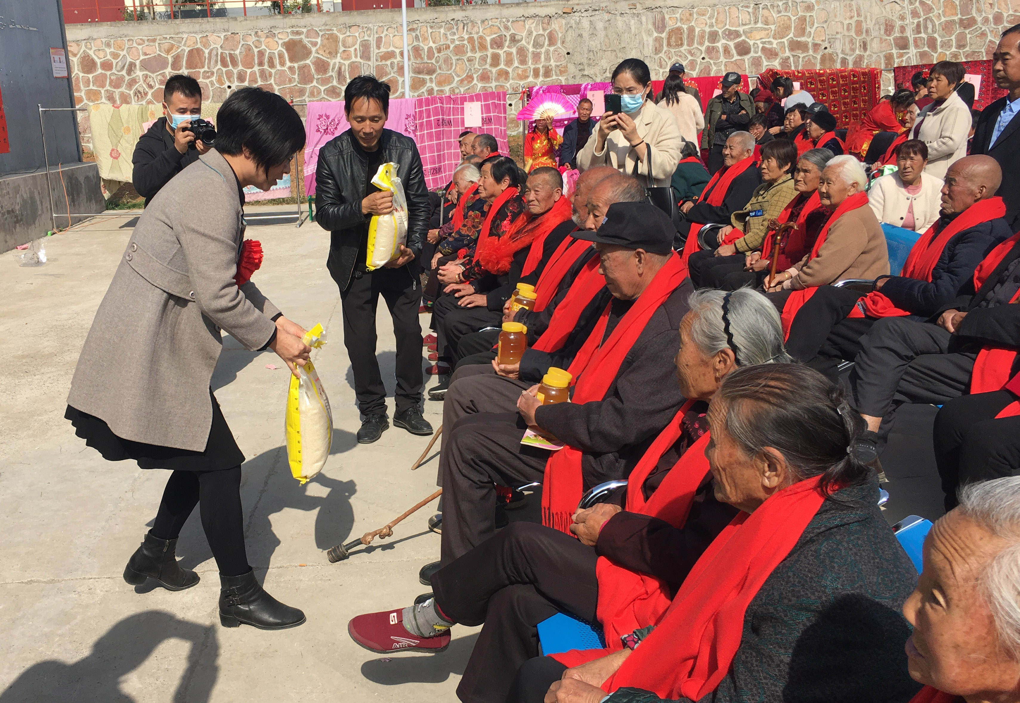 |汝州这位94岁老人说，这个重阳节我过得最体面