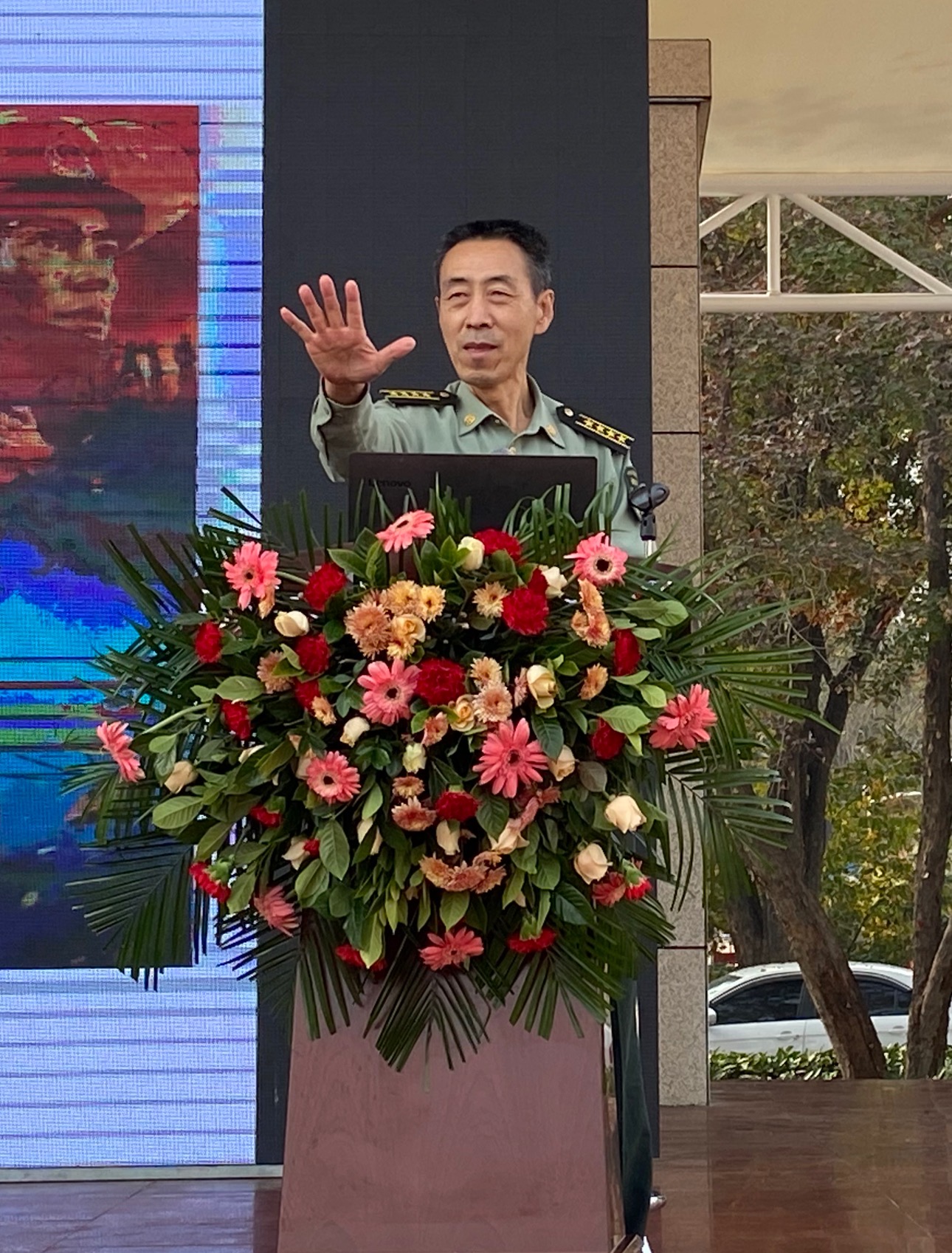 国防大学正师级教授作报告,漯河师生受益匪浅