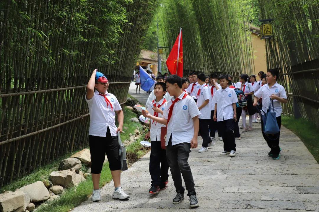 固始县第十三小学西九华山毕业之旅研学活动成功举办
