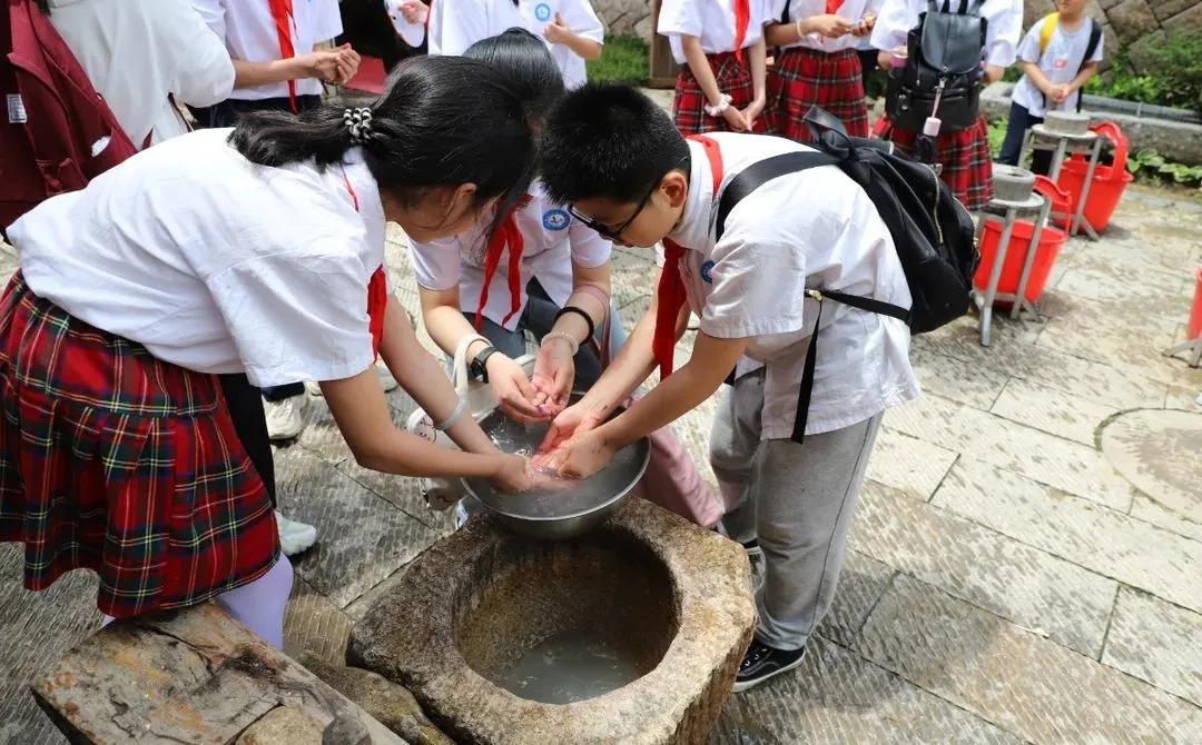 固始县第十三小学西九华山毕业之旅研学活动成功举办