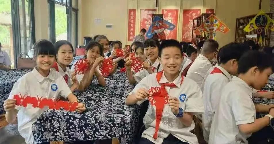 固始县第十三小学西九华山毕业之旅研学活动成功举办