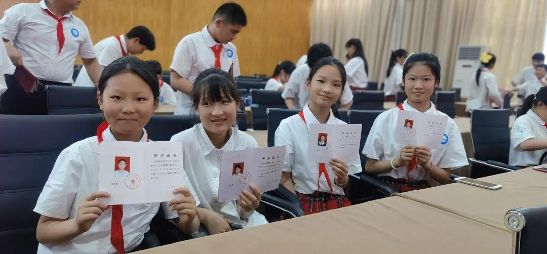 固始县第十三小学西九华山毕业之旅研学活动成功举办