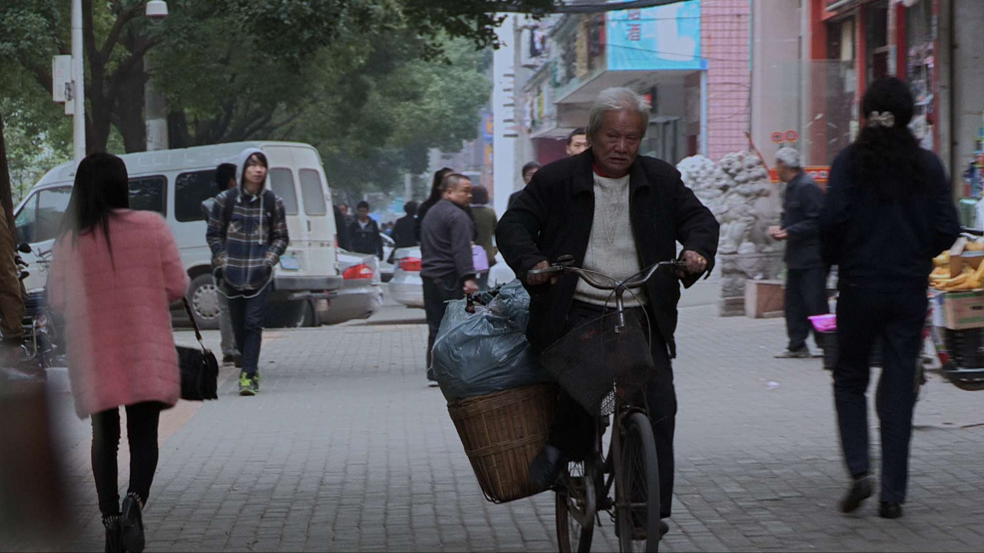 城管局|河南老人王天成与武汉城管14年的较量，《城市梦》将刷新你对纪录片的认知