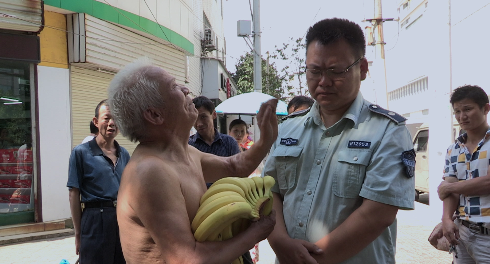 武汉摊贩王天成现状图片