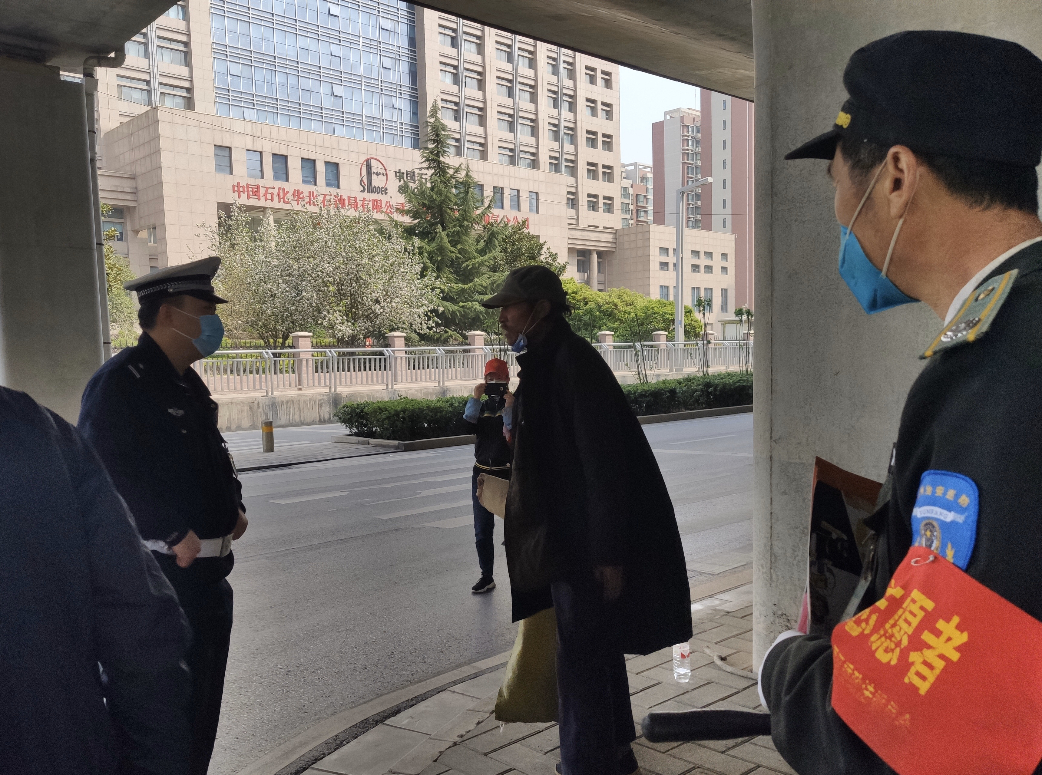 『社会万象』因父亲一句话，许昌男子在外流落30多年