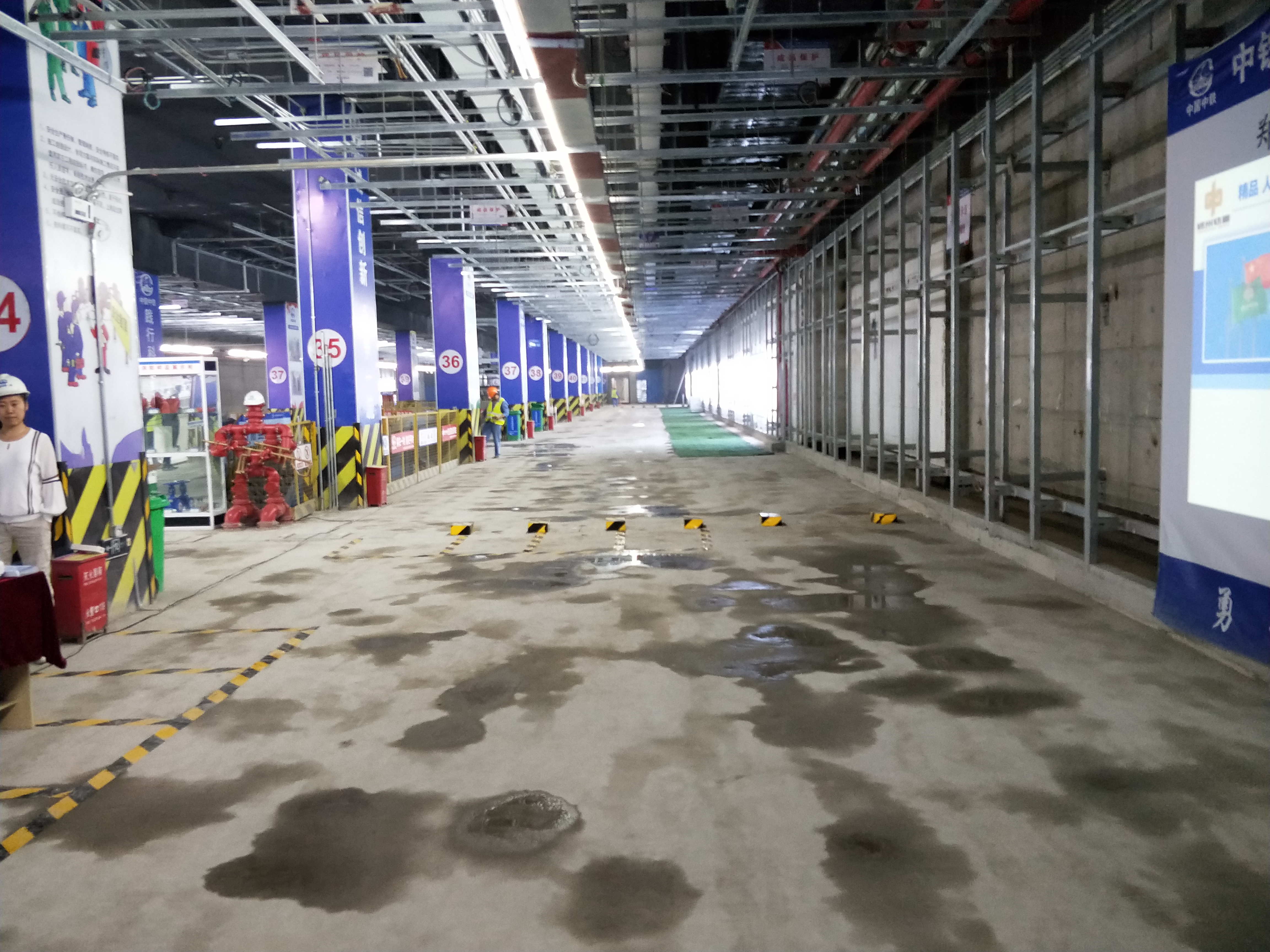 郑州地铁5号线实现全线电通 计划年底空载试