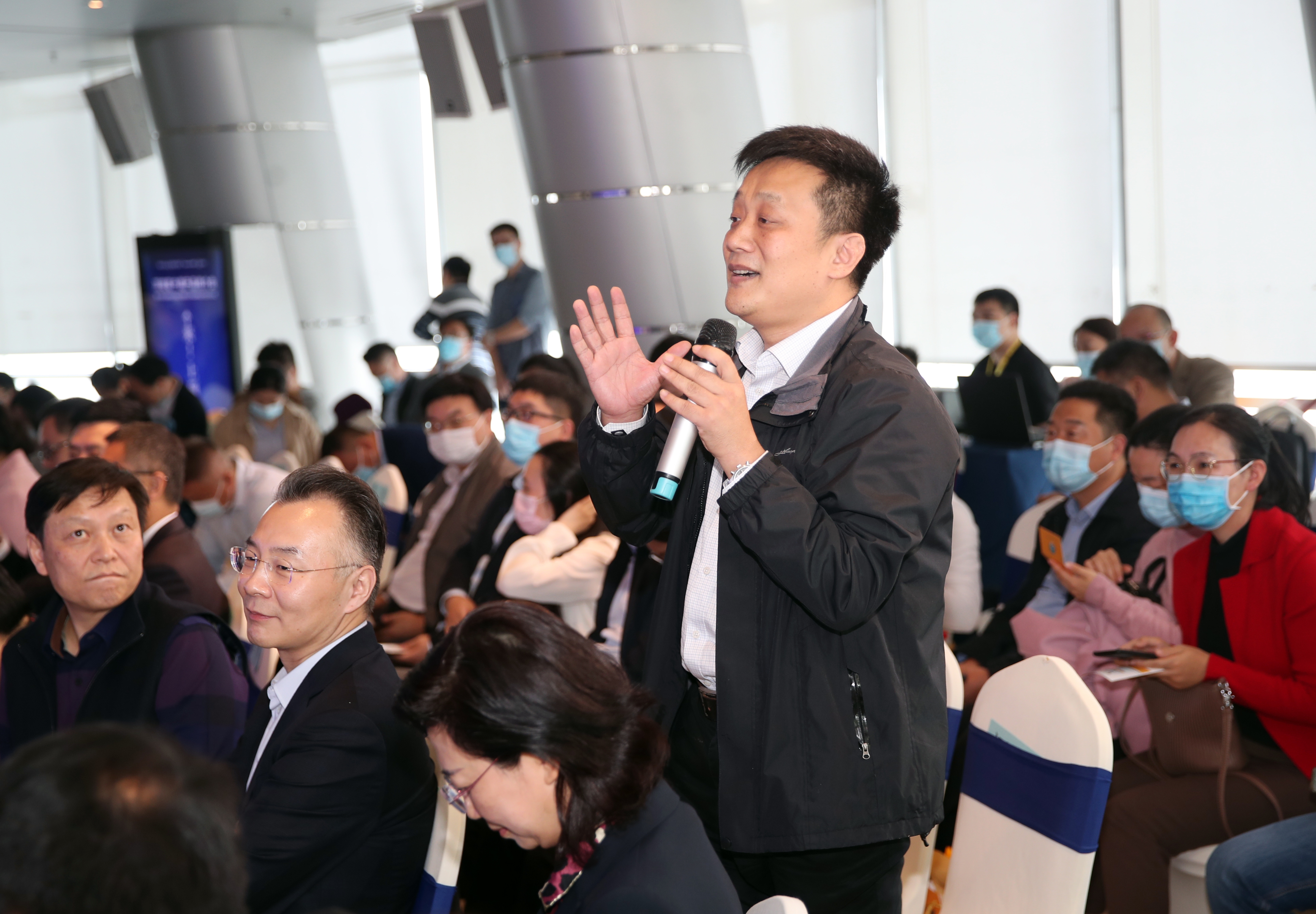 |首期产品体验官谈顶端初印象：配色瞬间喜欢上了